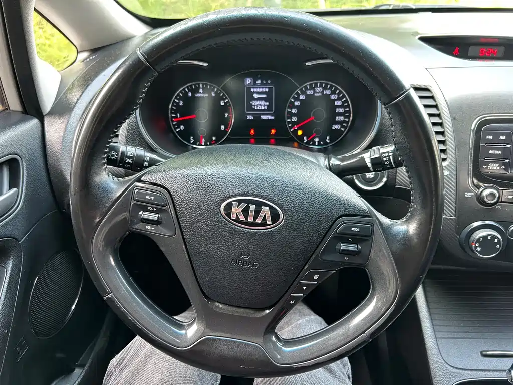 Kia K3 — миниатюра 12