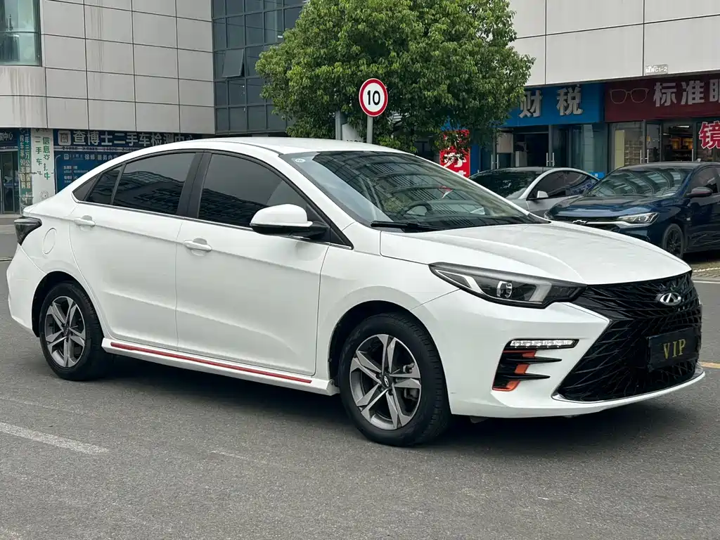 Chery Arrizo 5 PLUS — миниатюра 2