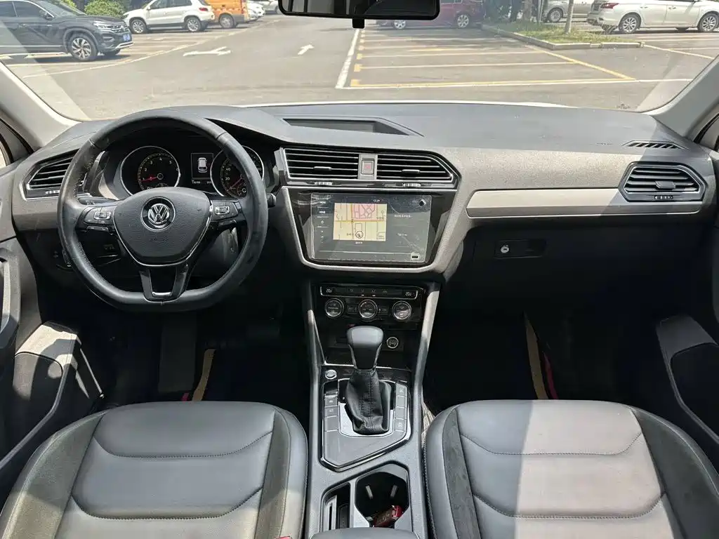 Volkswagen Tiguan L — миниатюра 13