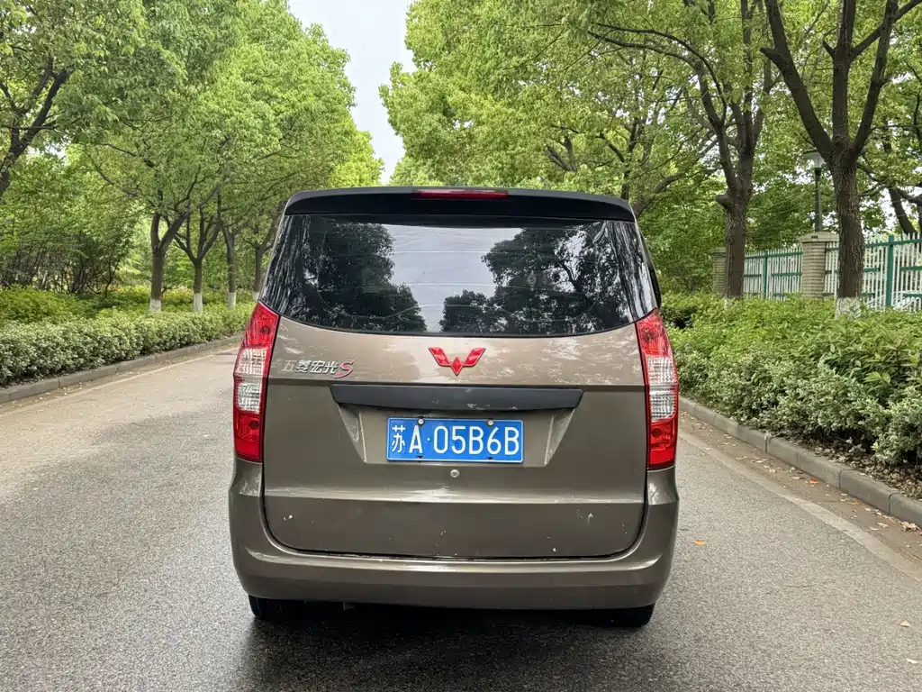 Wuling Hongguang — миниатюра 4