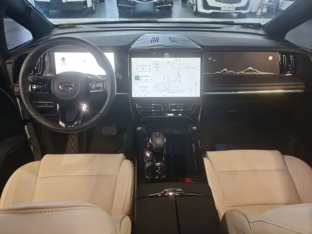 GAC Motor Trumpchi M8 — миниатюра 10