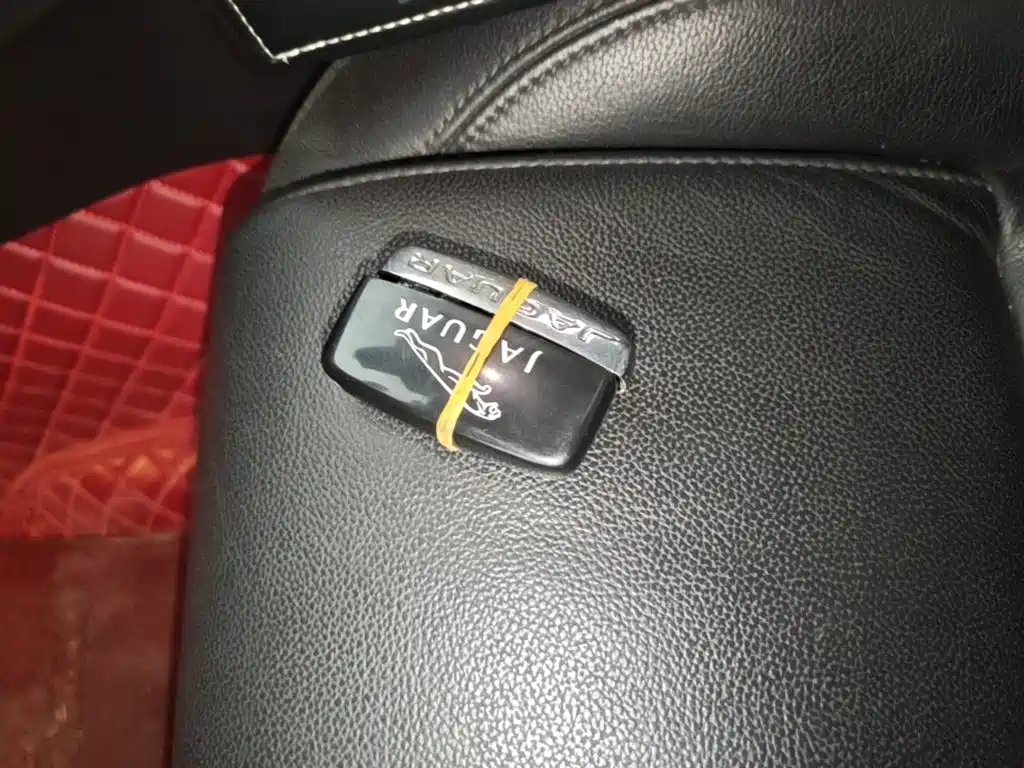 Jaguar XFL — миниатюра 9