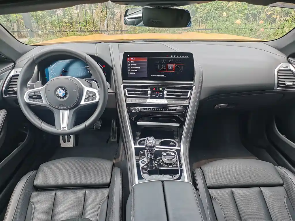 BMW 8 Series 840i Convertible Coupe M Sport Package, фото 15