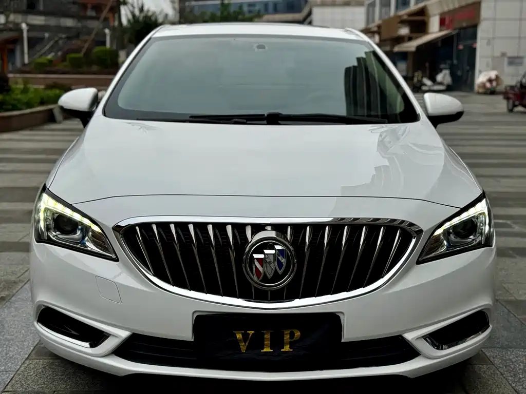 Buick Verano — миниатюра 2