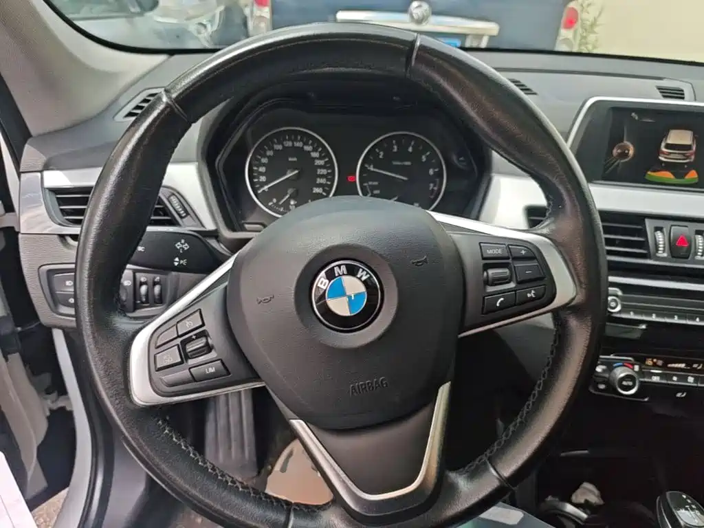 BMW X1 — миниатюра 11