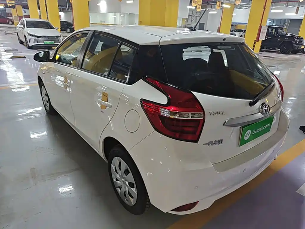 Toyota Vios FS — миниатюра 5