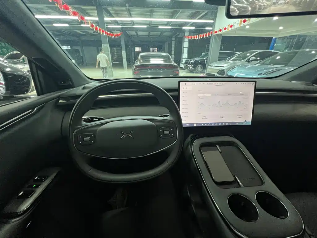 XPeng G7 — миниатюра 10