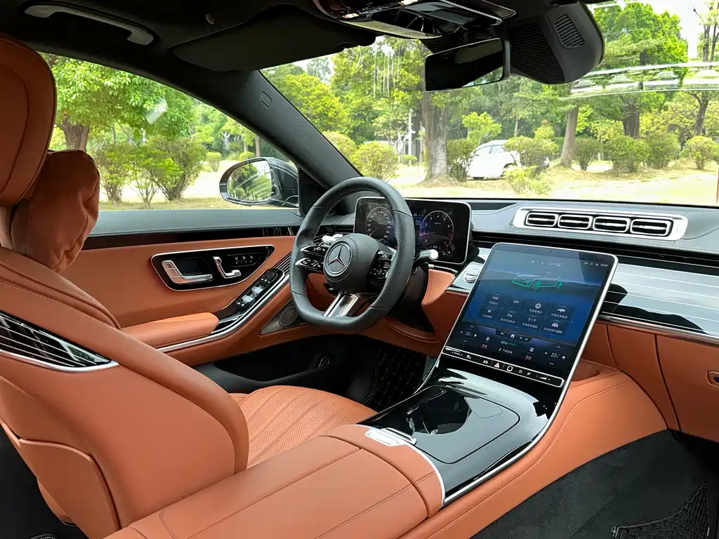 Mercedes-Benz S-Class — миниатюра 21