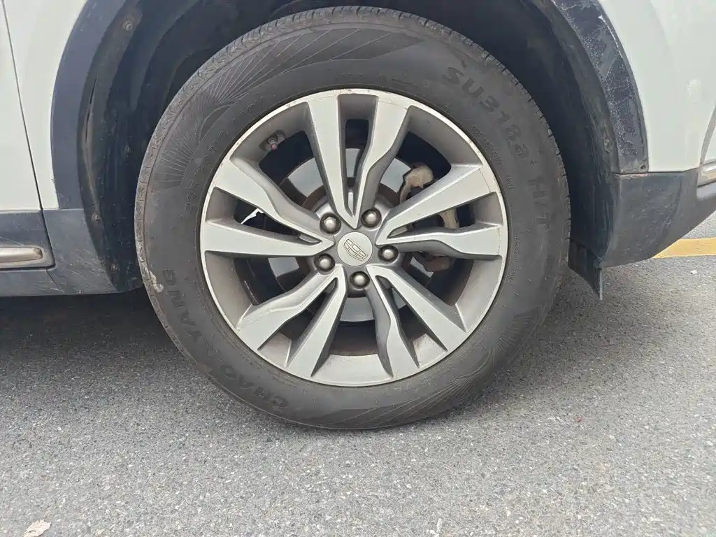 Geely Boyue — миниатюра 8