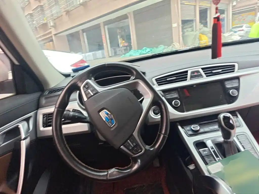 Geely Boyue — миниатюра 11