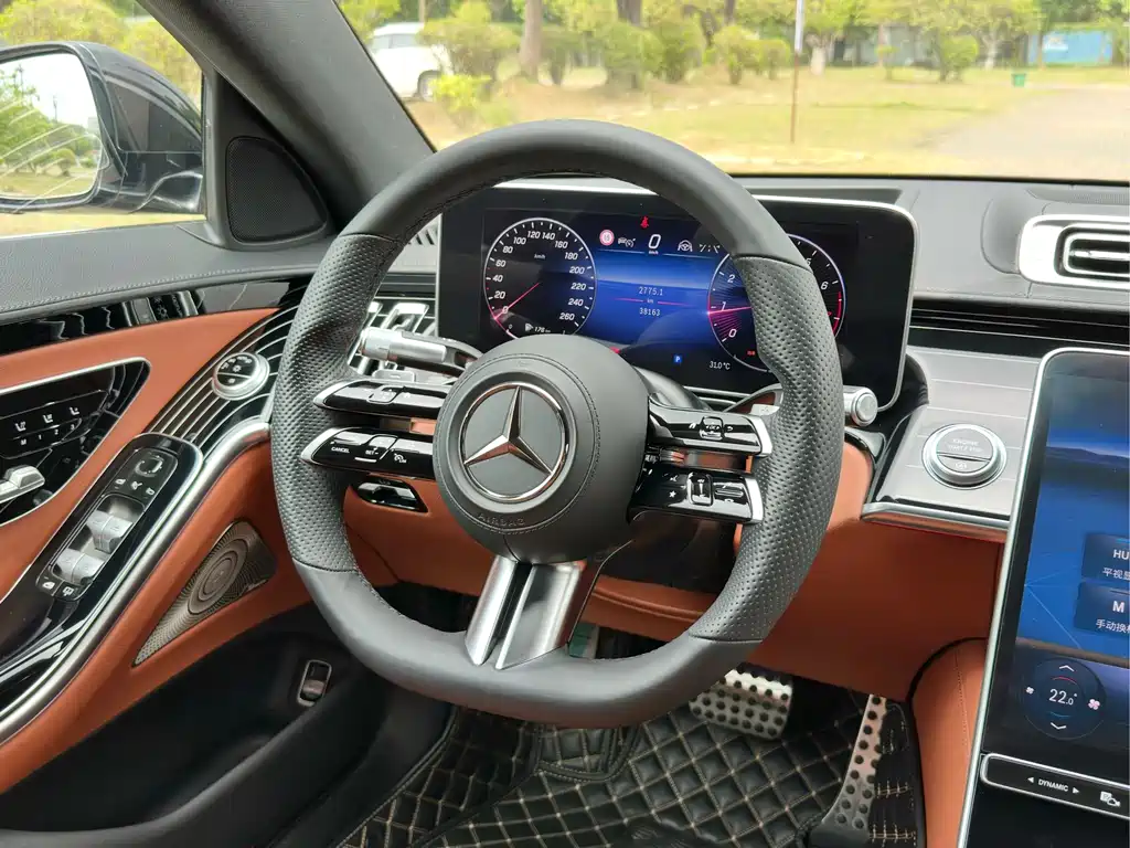 Mercedes-Benz S-Class — миниатюра 18