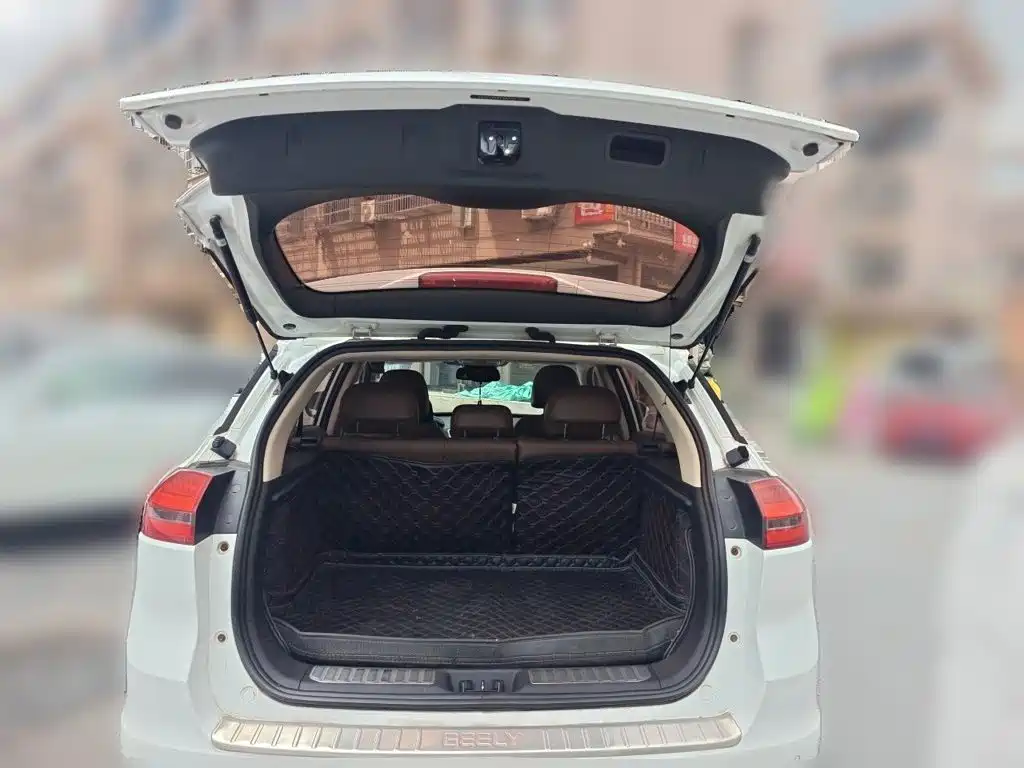 Geely Boyue — миниатюра 20
