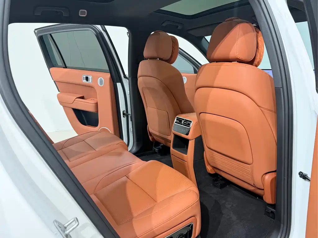 Li Auto Li L7 — миниатюра 10