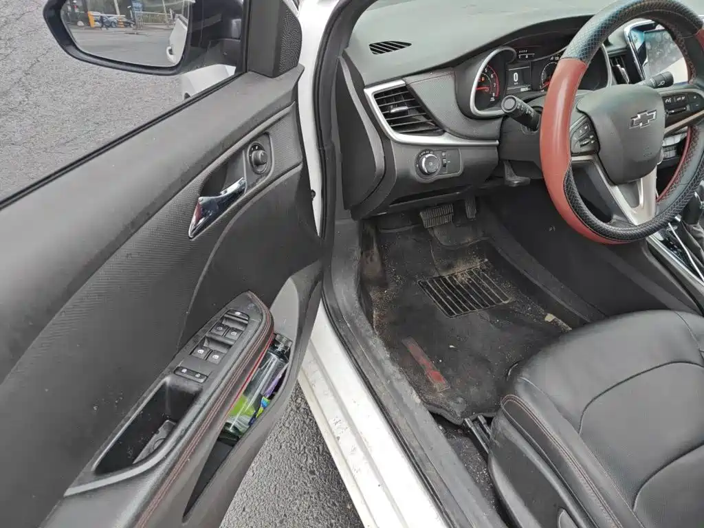Chevrolet Monza — миниатюра 12