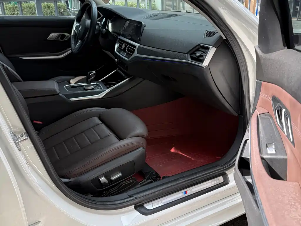 BMW 3 Series — миниатюра 12