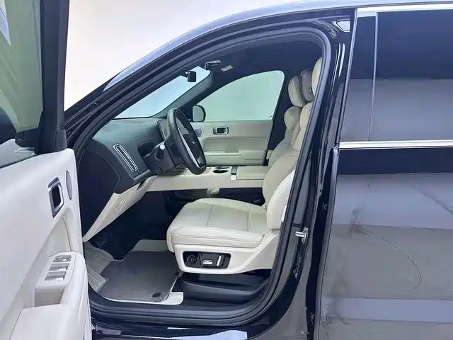 Li Auto Li L8 — миниатюра 7