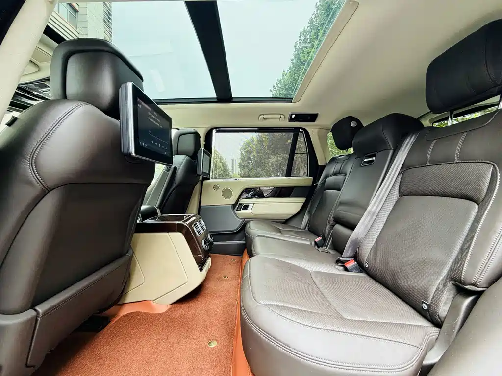 Land Rover Range Rover — миниатюра 8