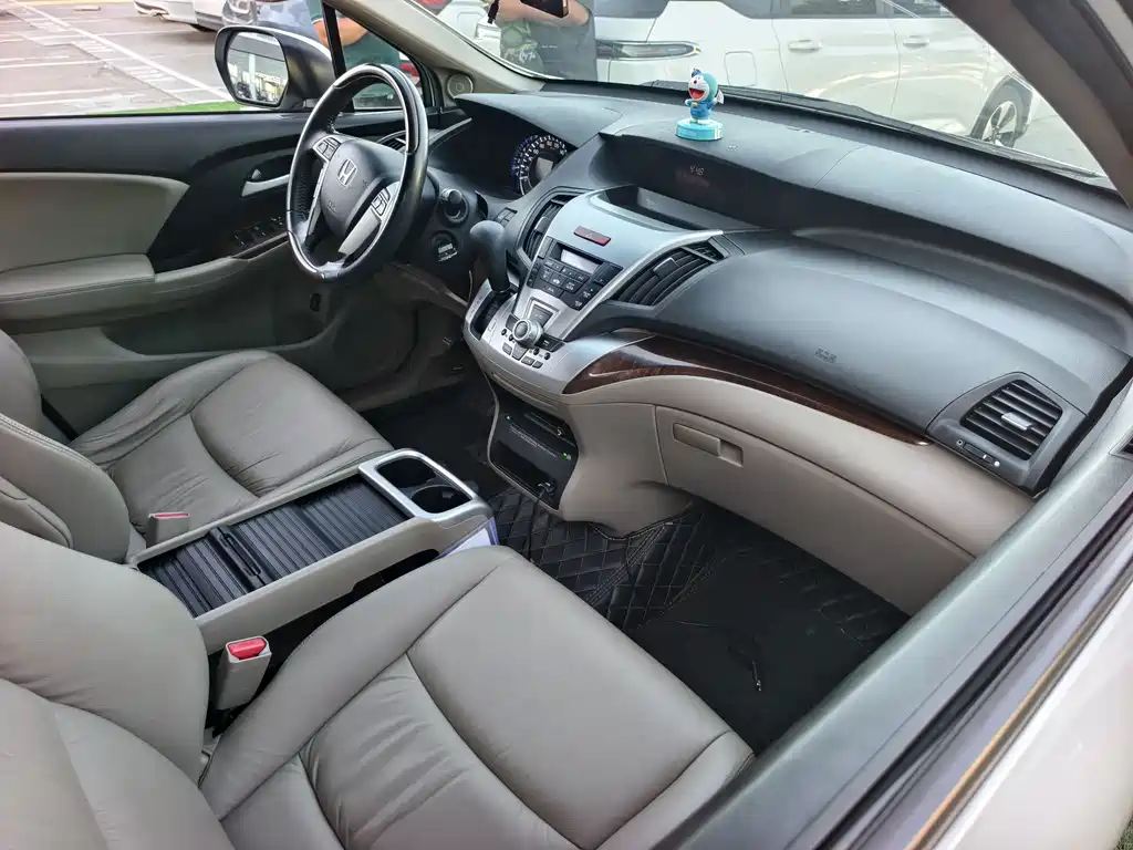 Honda Odyssey — миниатюра 17