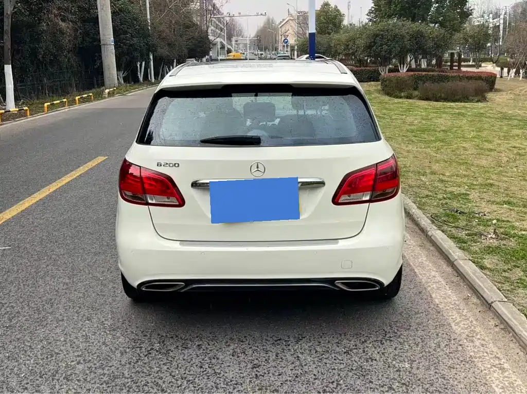 Mercedes-Benz B-Class — миниатюра 7