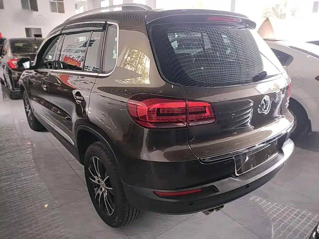 Volkswagen Tiguan — миниатюра 5