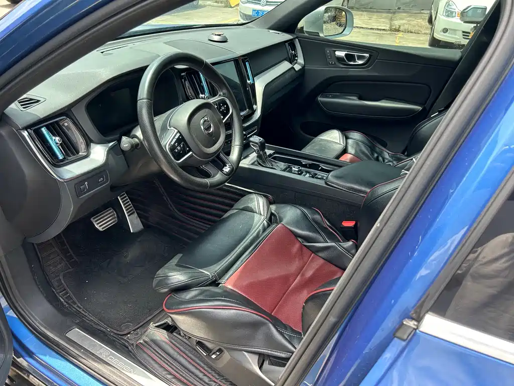 Volvo XC60 — миниатюра 3