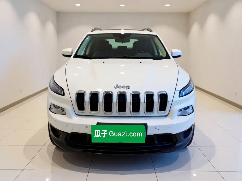 Jeep Cherokee — миниатюра 2