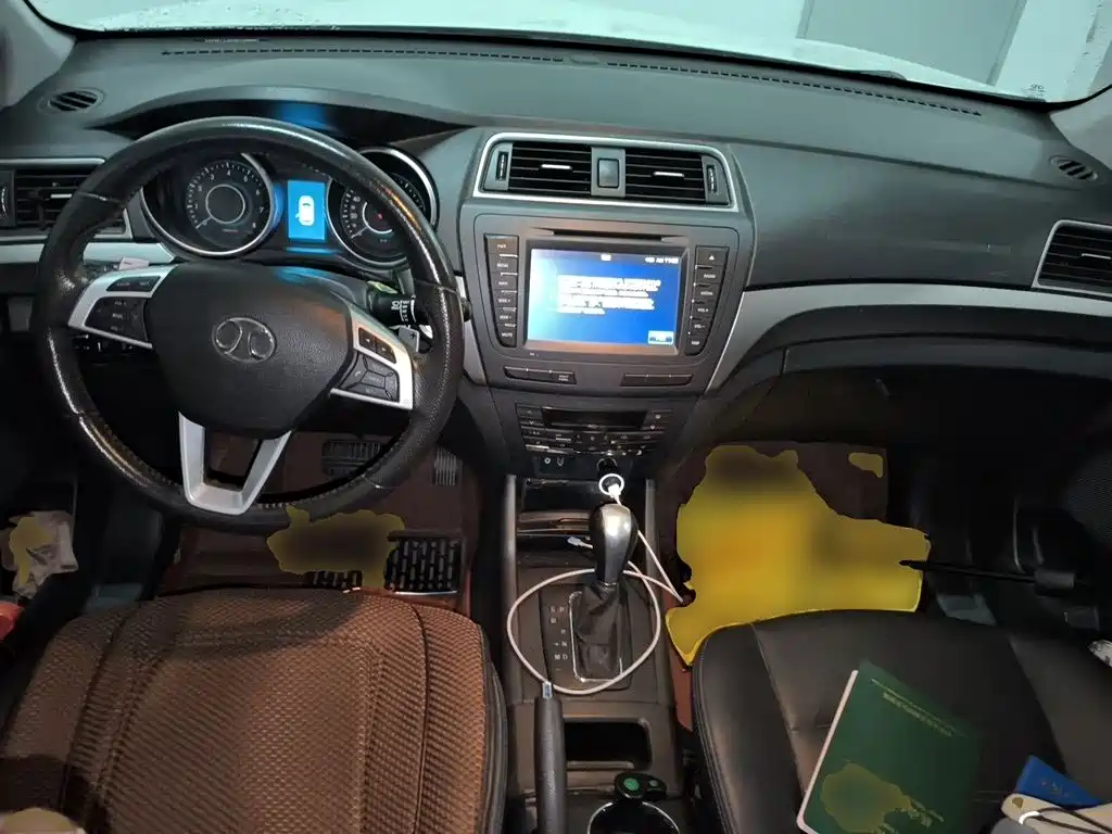 BAIC Senova X65 — миниатюра 10