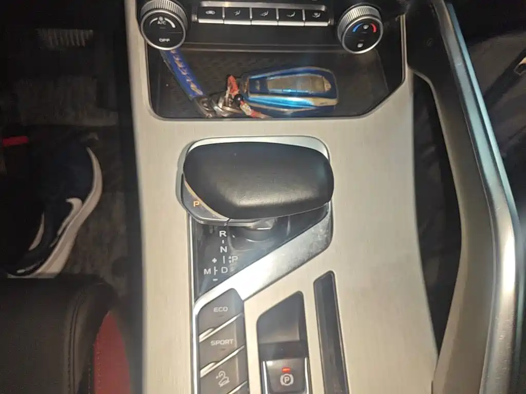 Geely Binyue — миниатюра 14