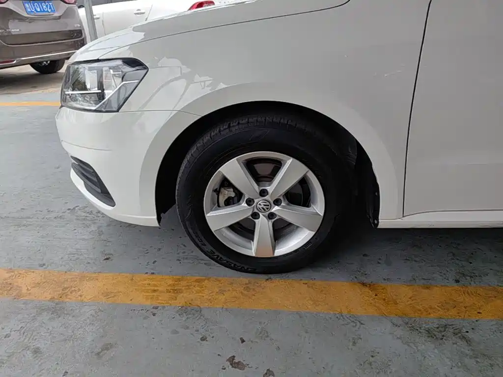 Volkswagen Lavida — миниатюра 23