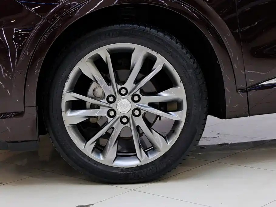 Buick Enclave — миниатюра 13