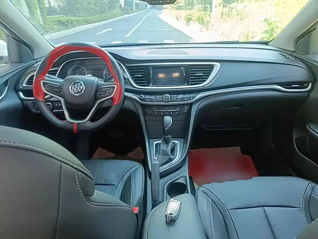 Buick Excelle — миниатюра 10