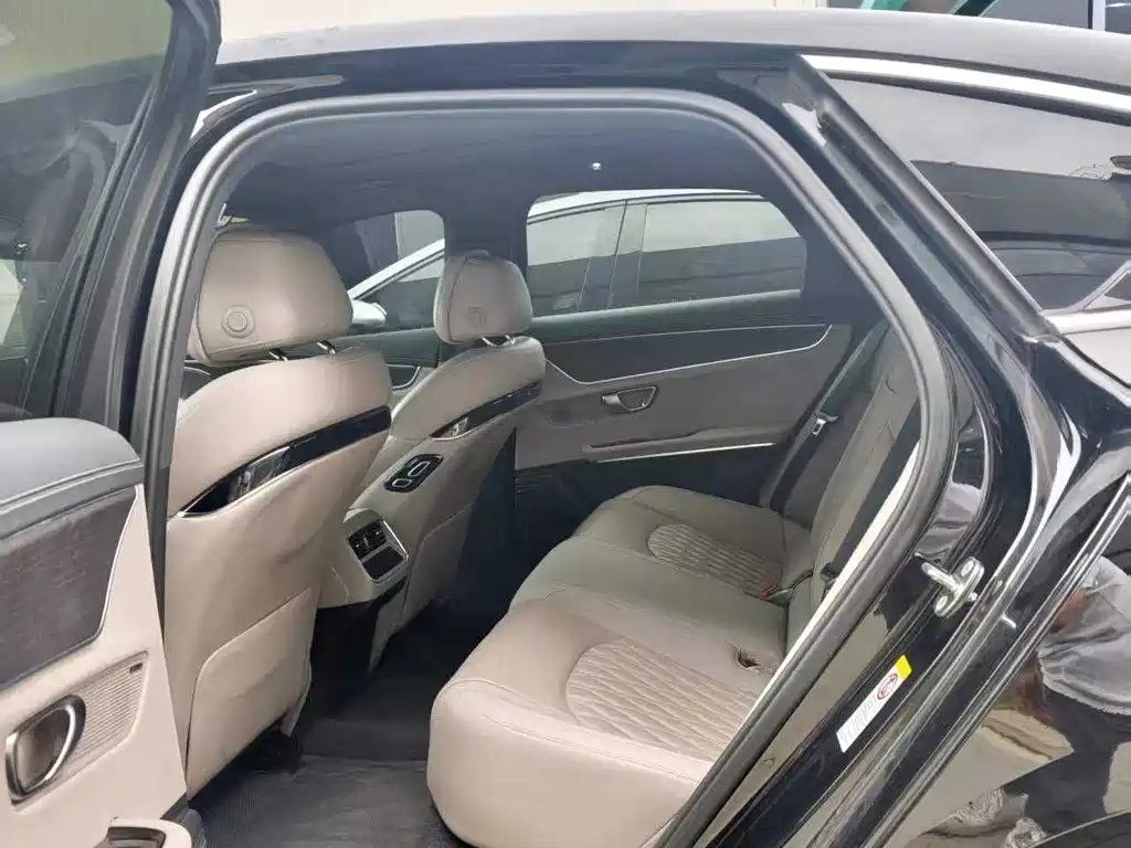 BYD Han — миниатюра 3