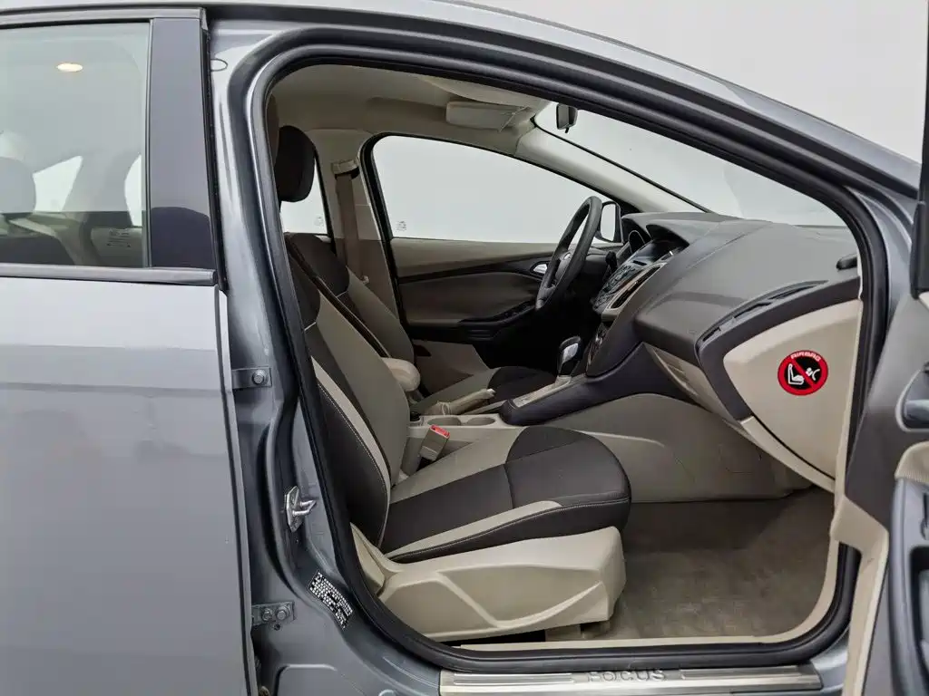 Ford Focus — миниатюра 23