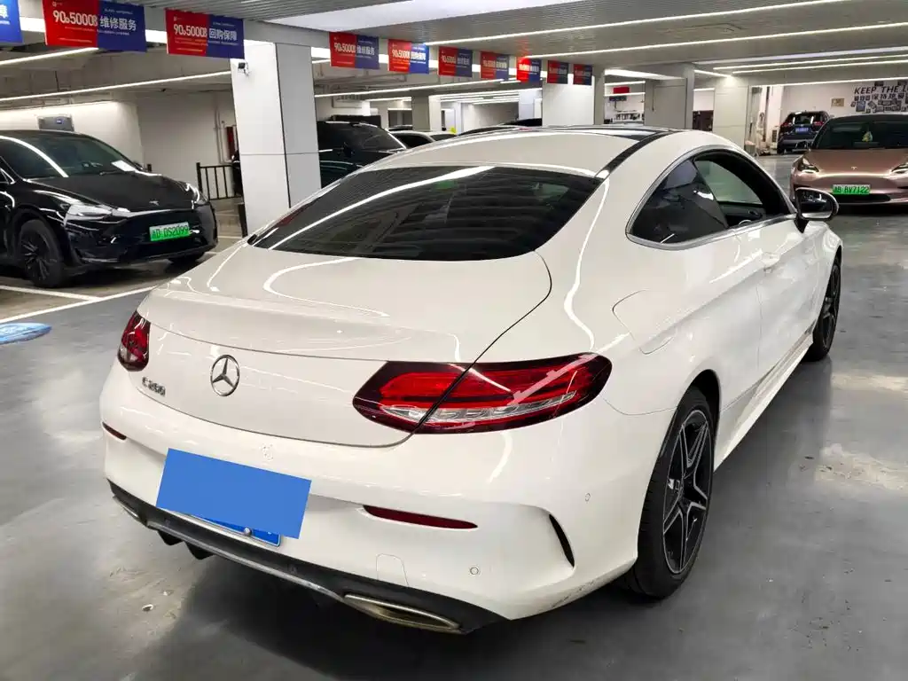Mercedes-Benz C-Class (Import) — миниатюра 12