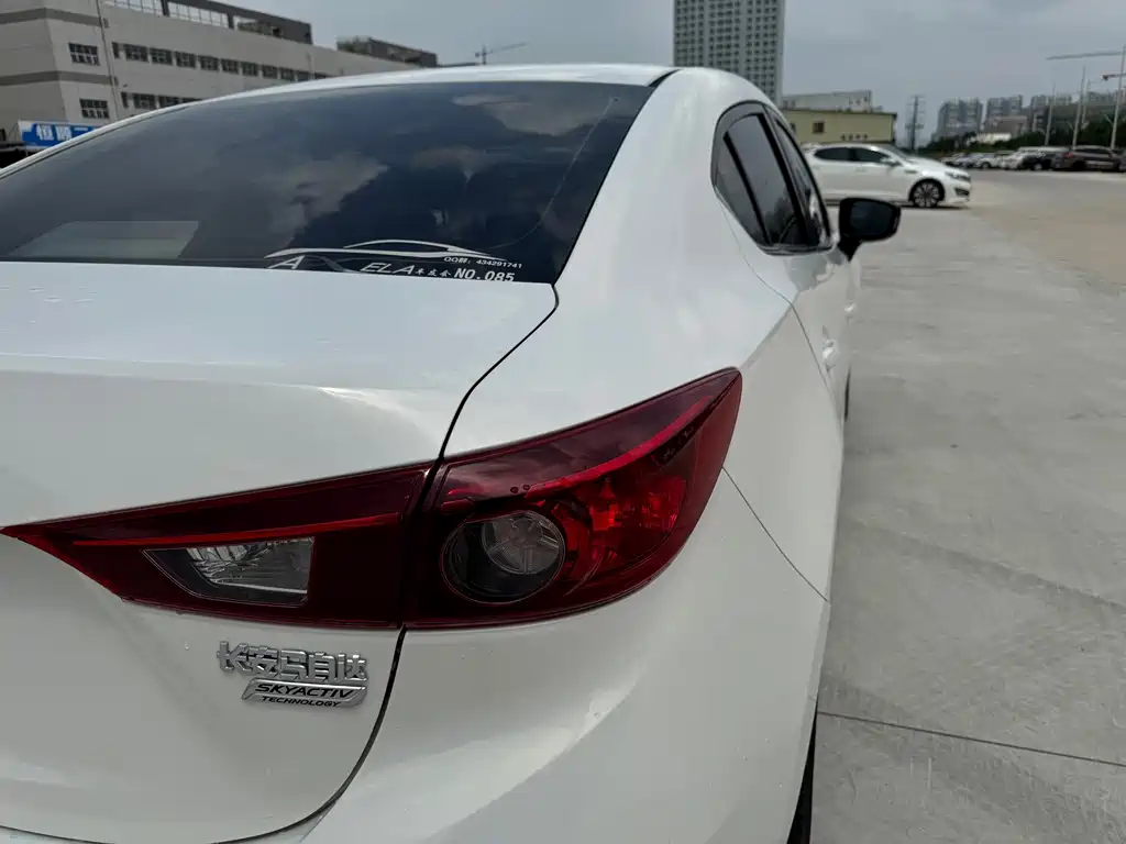 Mazda 3 Axela — миниатюра 16