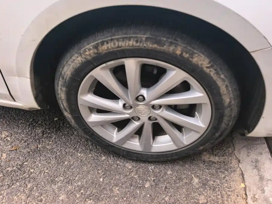 Buick Verano — миниатюра 6