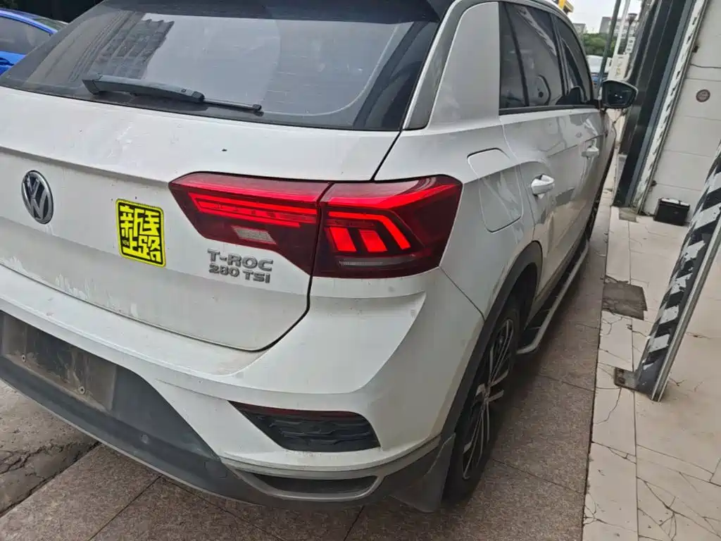 Volkswagen T-Roc — миниатюра 8