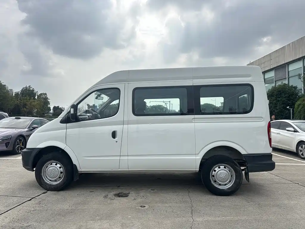 MAXUS V80 — миниатюра 3