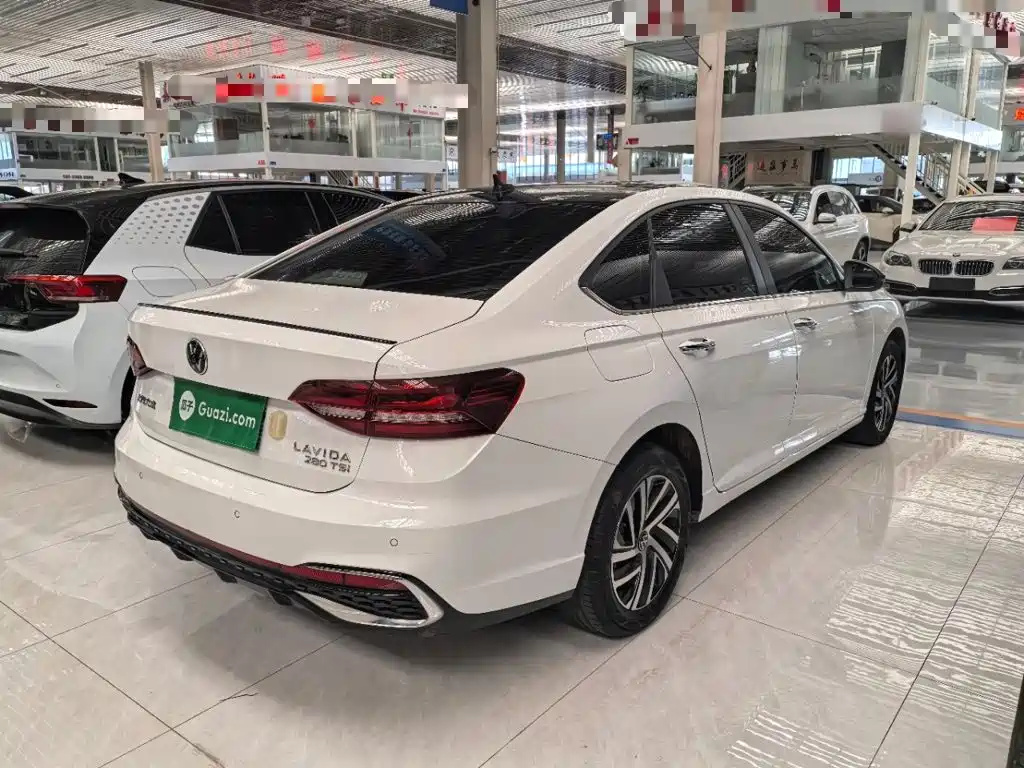 Volkswagen Lavida — миниатюра 7