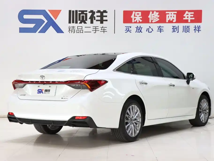 Toyota Avalon — миниатюра 4