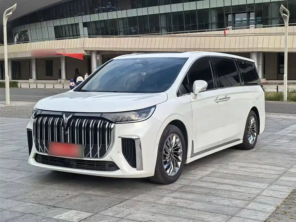 LANTU AUTOMOBILE LANTU DREAMER