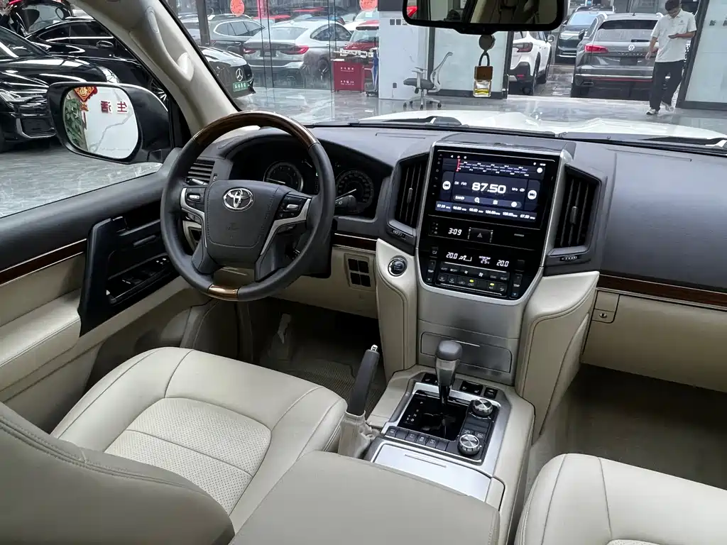 Toyota Land Cruiser — миниатюра 22
