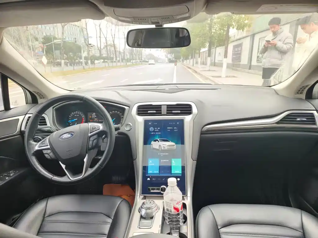 Ford Mondeo 2020 EcoBoost 180 Luxury