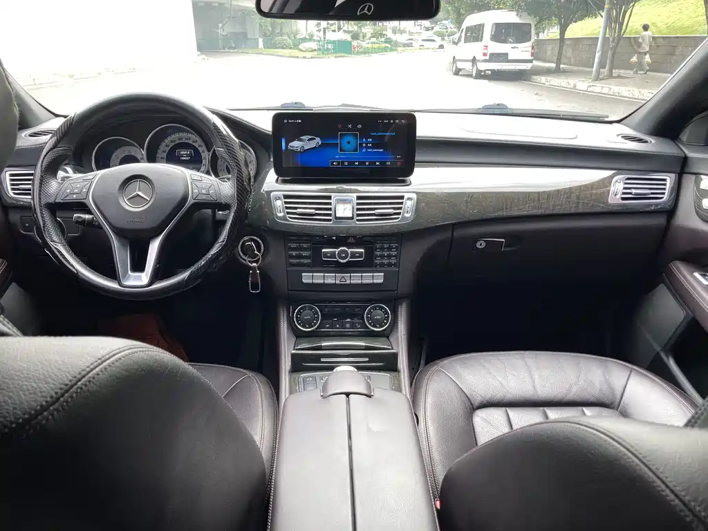 Mercedes-Benz CLS — миниатюра 6