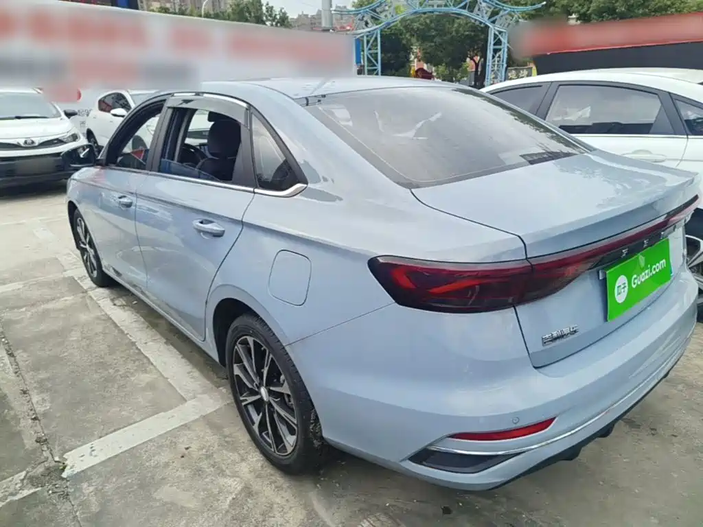 Geely Emgrand — миниатюра 5