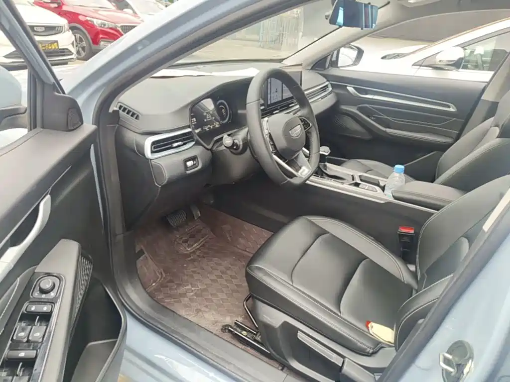 Geely Emgrand — миниатюра 16