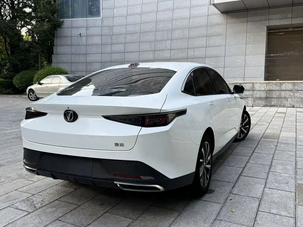 Changan Yida — миниатюра 7