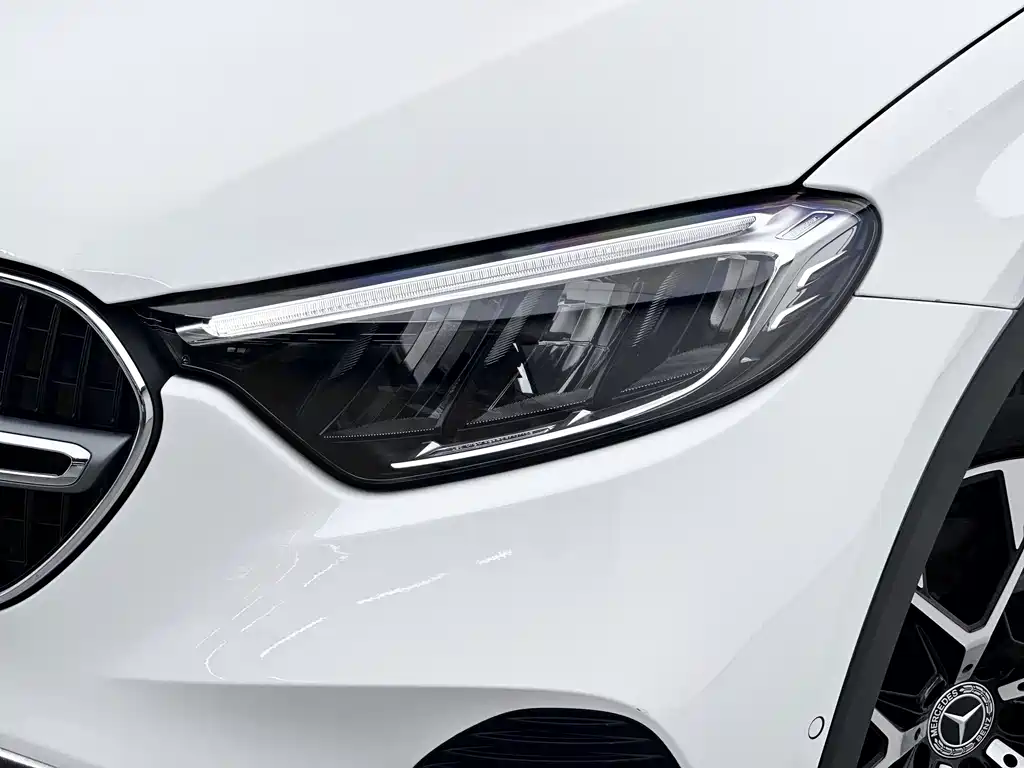 Mercedes-Benz GLC — миниатюра 15