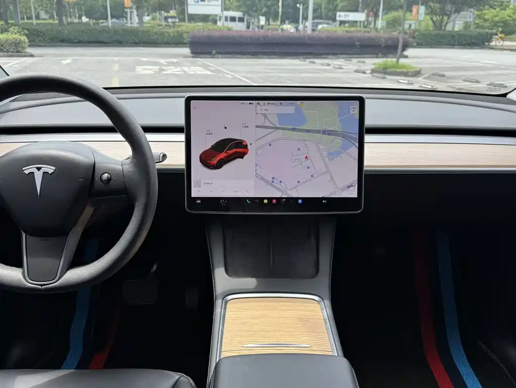 Tesla Model Y — фотографии объявления, Фото 11