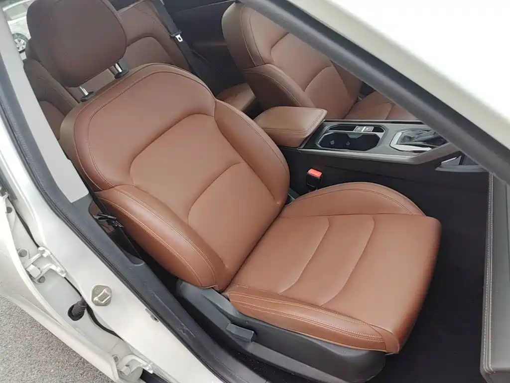 Geely Vision X6 — миниатюра 25